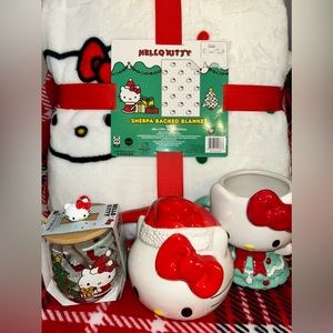 Hello Kitty Christmas Blanket Bundle